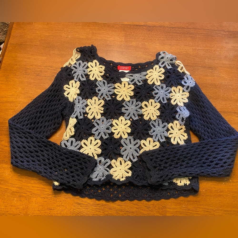 Y2K Navy Crochet Floral Pullover with Cream & Light Blue Flowers
